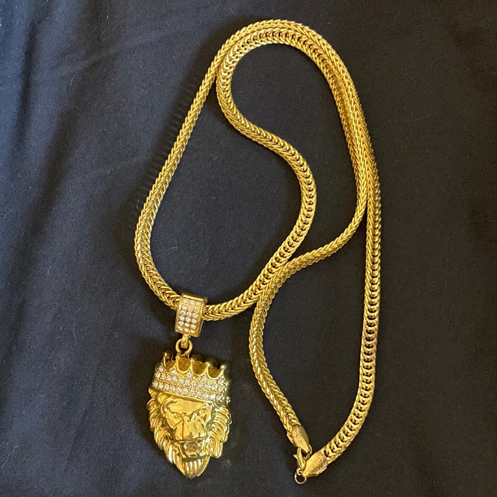 King Ice Lion pendant with gold tone chain